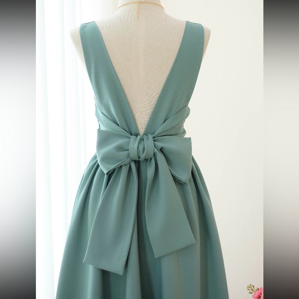 Dusty Sage Floor Length Maxi Dress, XL - Brand New, Never Worn